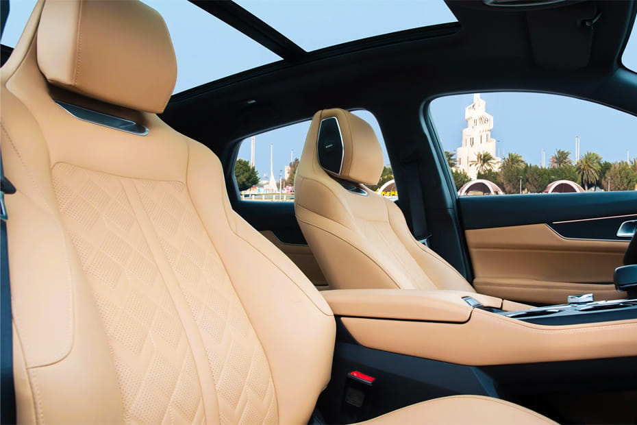 UNI-K Front Seats