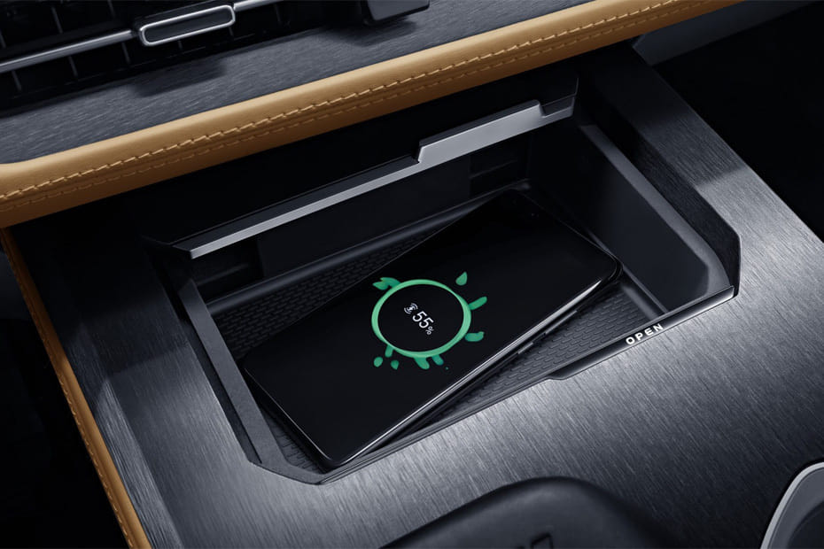 Power Accessories Outlet View of Changan UNI-K