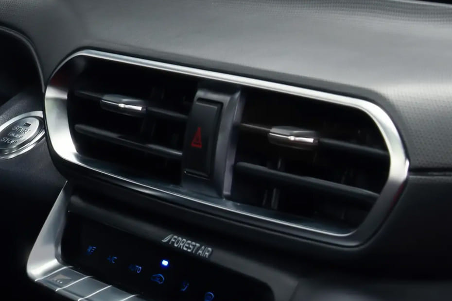 UNI-T Front Ac Vents