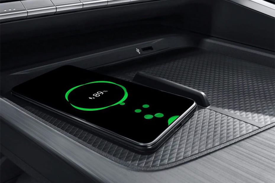 Power Accessories Outlet View of Changan UNI-T