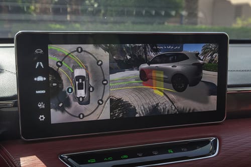 Jolion Parking Assist