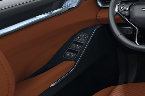 هافال إتش6 Drivers Side In Side Door Controls