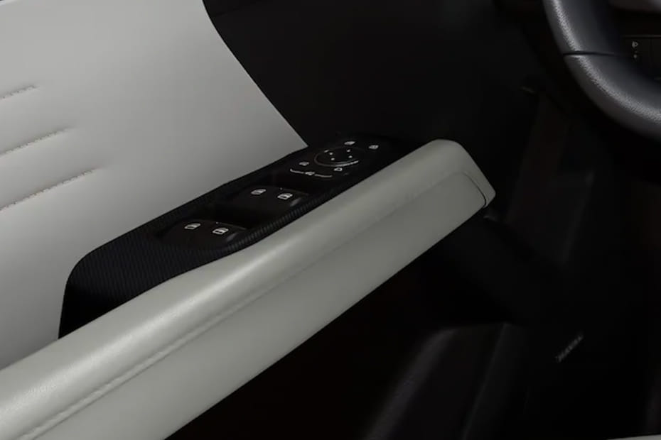 هافال في 7 Drivers Side In Side Door Controls