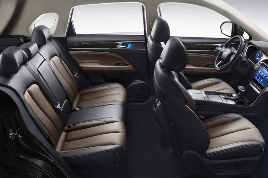 GAC GS5 Front And Rear Seats Together
