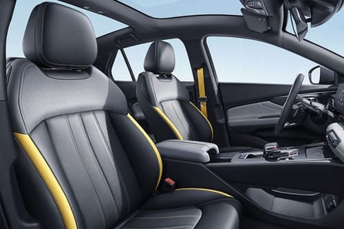 إم باور Front Seats