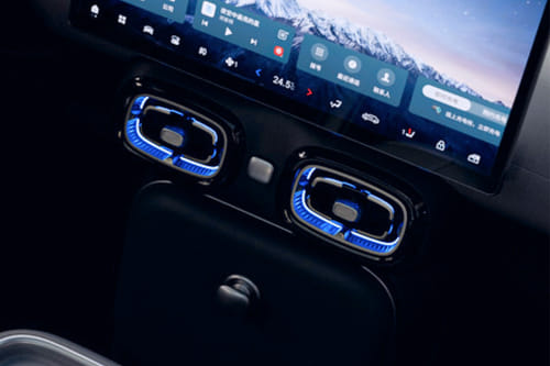 Front AC Controls of GAC Aion UT