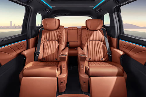 جي أي سي إي 9 Rear Seats