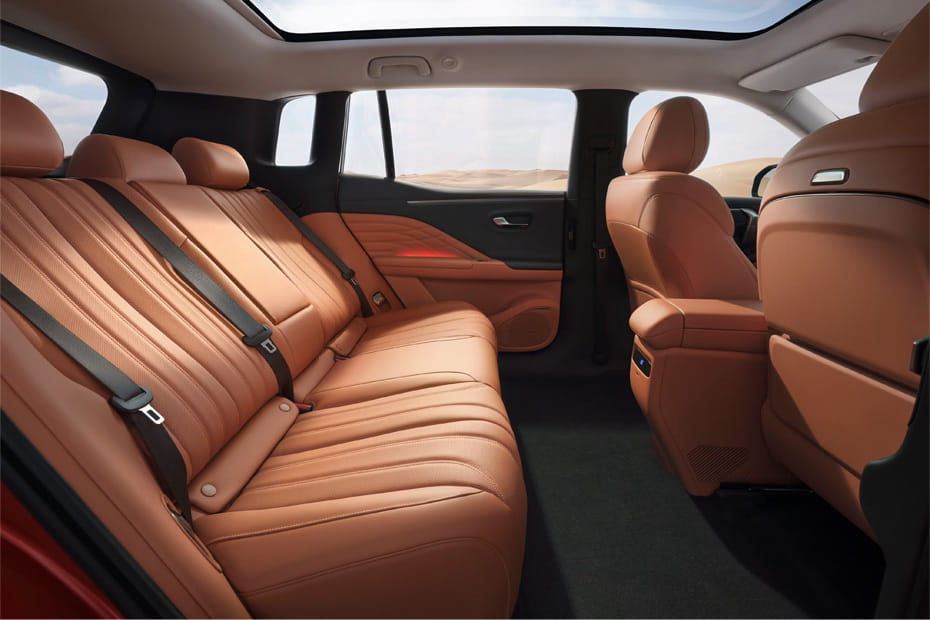 جي أي سي آيون V Rear Seats