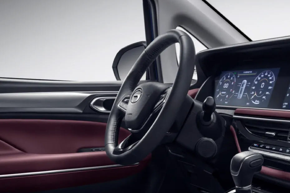 جي أي سي إم 6 برو Steering Wheel