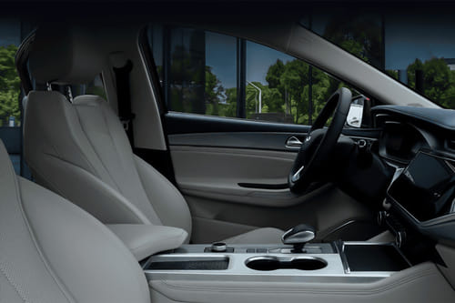 أريزو 6 برو Front Seats