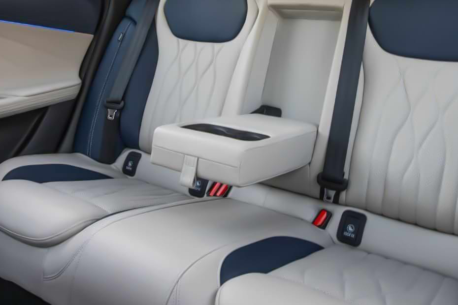 Arrizo 8 Pro Armrest Rear