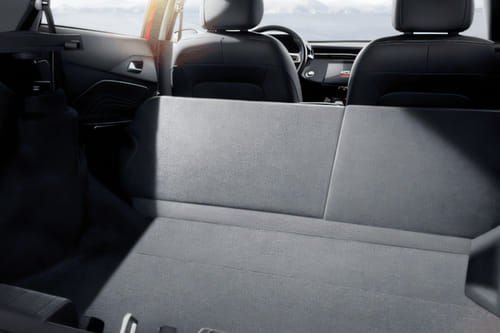 Folding Seats of شيري تيجو 2 برو