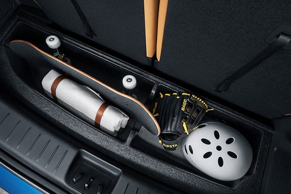 Storage Closer View of جيلي أوكافانجو