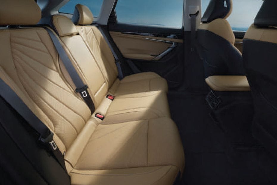 جيلي ستاراي Rear Seats