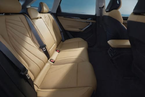 جيلي ستاراي Rear Seats