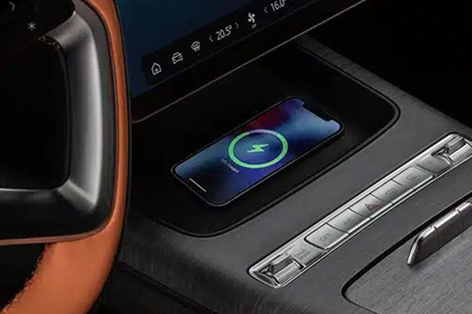 Power Accessories Outlet View of جيلي بريفيس