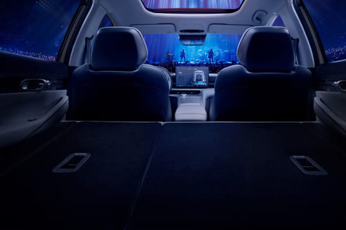 Folding Seats of جيلي إي إكس ٥