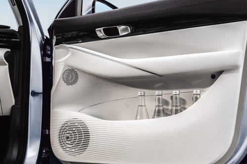 إي إكس ٥ Parking Assist