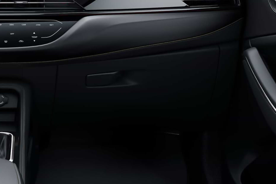 JAC JS4 Glove Box