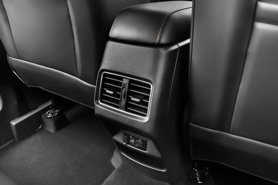 JS4 Rear AC Controls