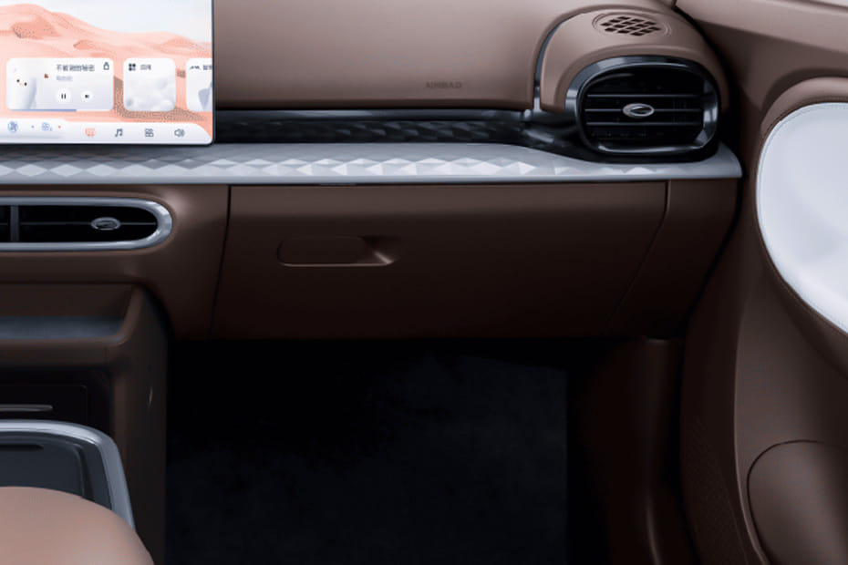 JAC E30X Glove Box