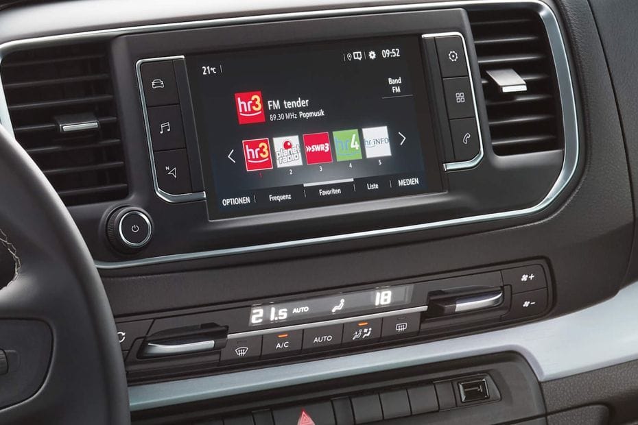 Zafira Life Center Console
