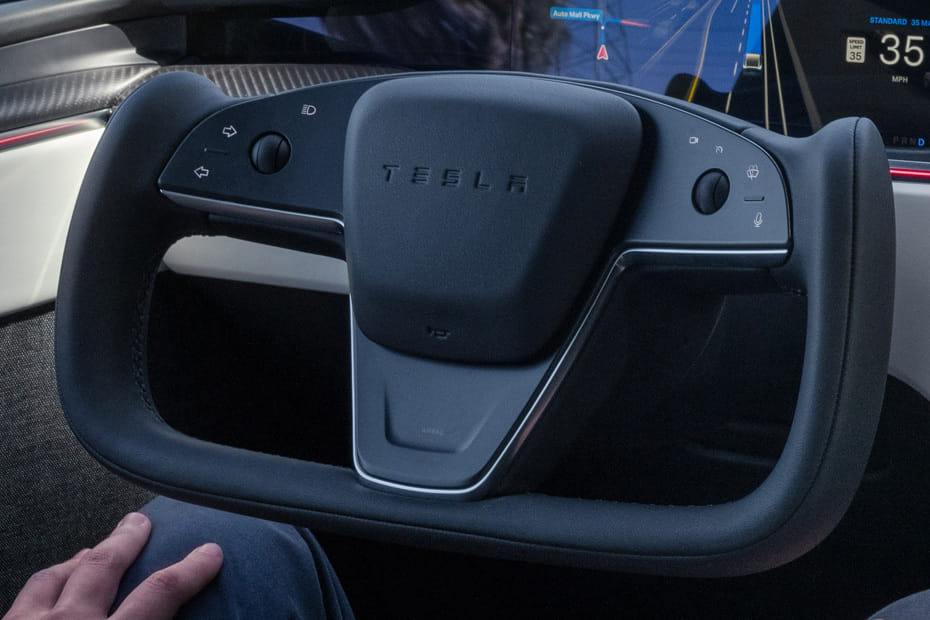 تيسلا موديل إكس Steering Wheel