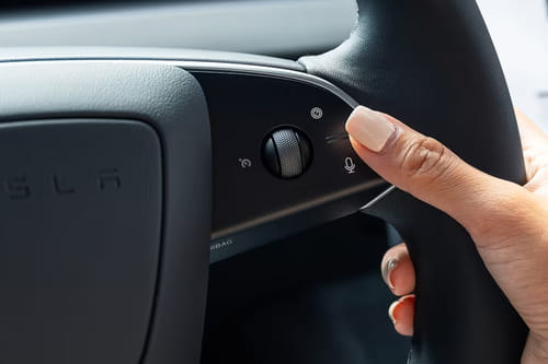 تيسلا موديل 3 Multi Function Steering