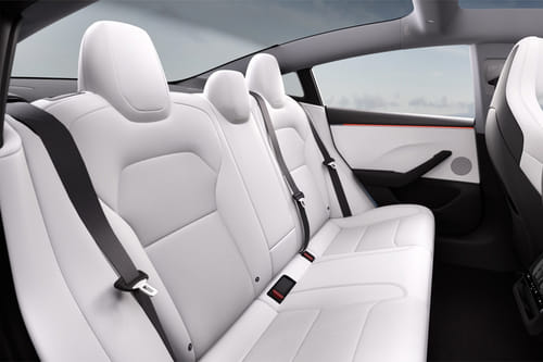 تيسلا موديل 3 Rear Seats