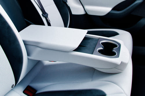 موديل إس Armrest Rear