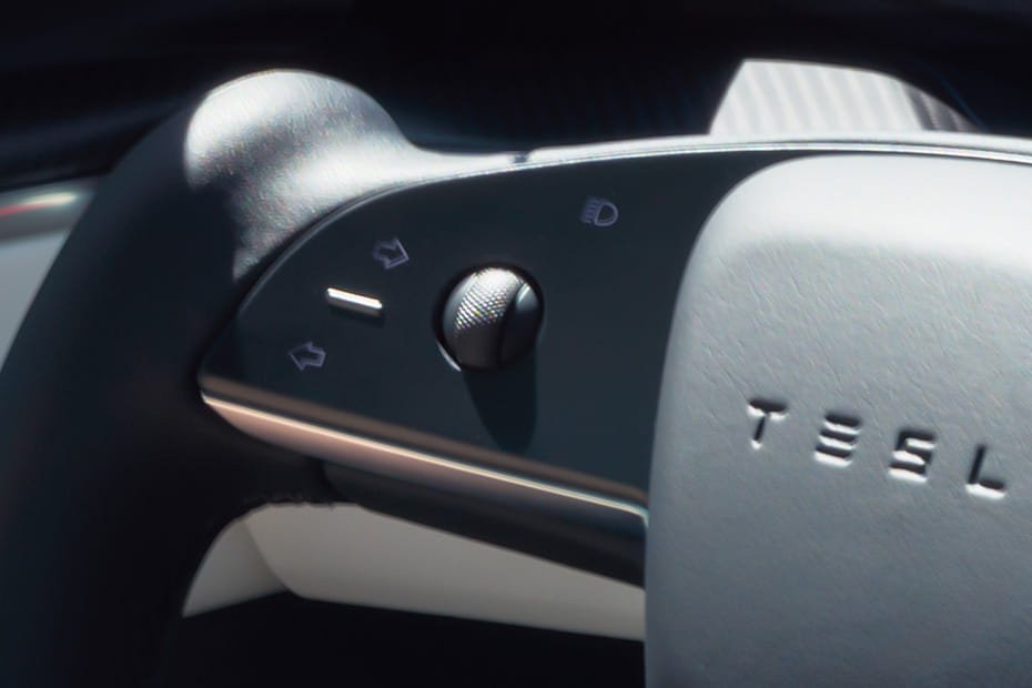 تيسلا موديل إس Multi Function Steering