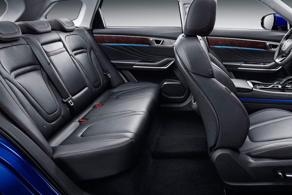 Bestune T99 Front And Rear Seats Together