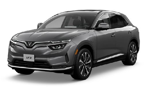 جوهرة خضراء معدنية