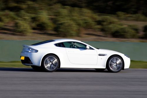 Vantage Rear Medium Side View