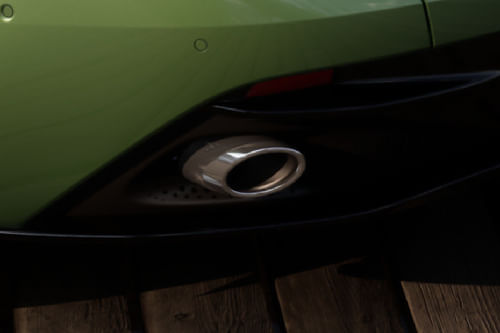 Exhaust Pipe of أستون مارتن DB12