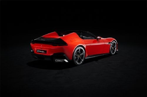 12 Cilindri  Spider Rear angle view