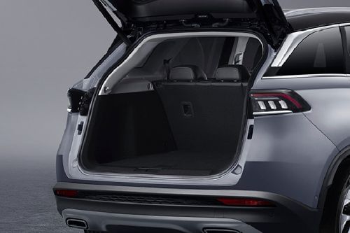 Trunk Open Closer View of X7