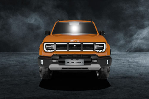 Full Front View of BJ40 Pro