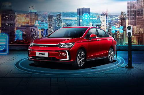 BAIC  EU5 Front angle low view