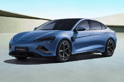 BYD  Seal Front angle low view