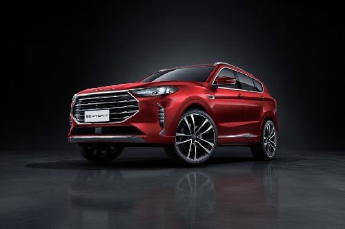 Jetour  X70 Plus Front angle low view