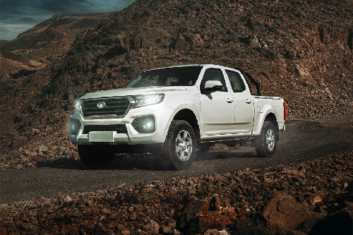 GWM Wingle 7 Front Side View