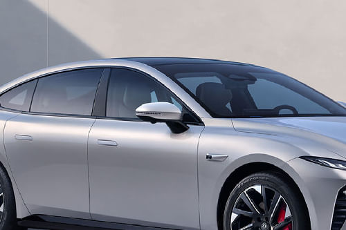 دونج فينج ٠٠٧ Drivers Side Mirror Front Angle