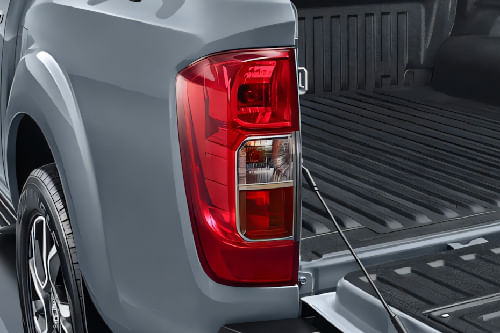 ريتش 7 Tail light