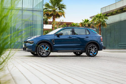 Rear Cross View of لينك اند كو 1