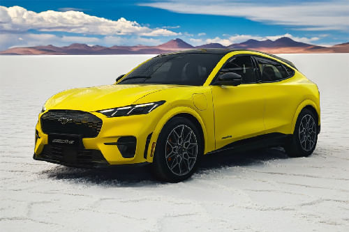 فورد موستانج ماك-إي Front Side View