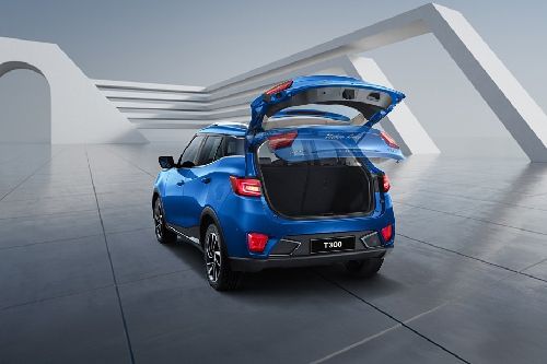 Rear Cross Side View of Zotye T300