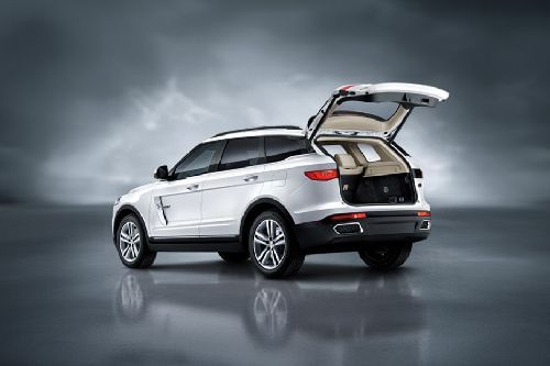 Rear Cross Side View of Zotye T700