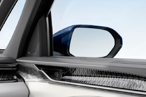 ZEEKR 009 Drivers Side Mirror Rear Angle