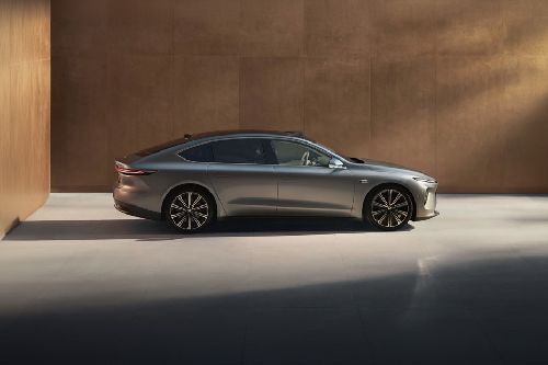 NIO ET7 Drivers Sideview